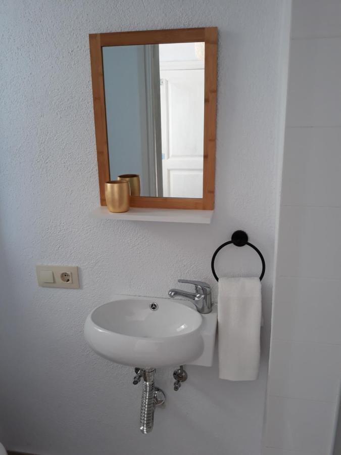 Casa Olivera- Apartament Al Passeig Font Vella サンティラリ・サカルム エクステリア 写真